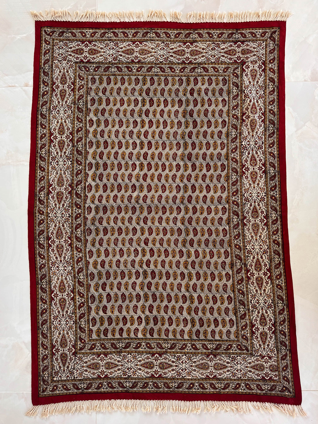 Table Cloth L